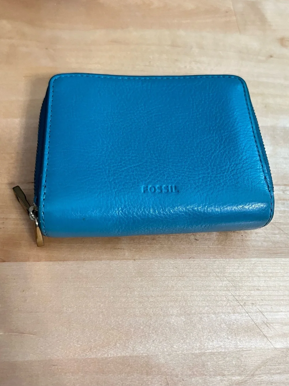 Vintage FOSSIL Jade Green 3.5” x 4.5”  Fiona  Gold Zipper Wallet Pebble Leather